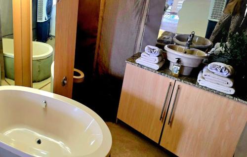 Leeupoort Other | Thulani