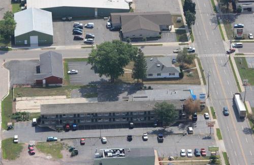 Baraboo Hotel | Thunderbird Motor Inn