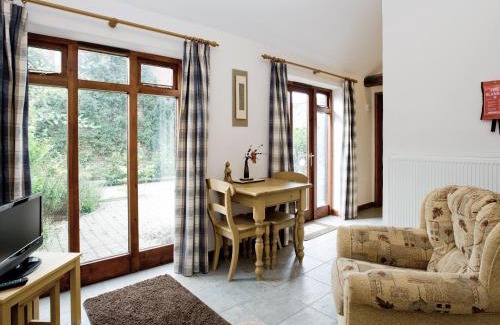 Potter Heigham House | Thyme - E4485