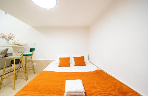 Huaihai Road Commercial Area Apartment | TianGuang