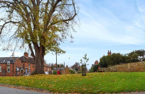 Oakham House | Tiddles Corner