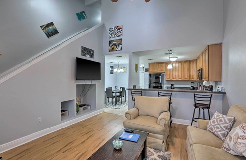 Tallahassee House | Tidy Tallahassee Townhome ~ 7 Mi to Downtown!