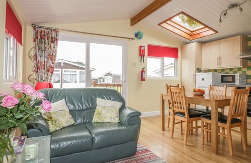 Padstow Cottage | TIGGY WINKLE, family friendly, with a garden in St Merryn