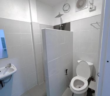 Thep Kasattri House | Tim House Thalang Phuket 4,5