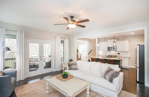 Tullahoma House | Tim's Ford Lakeside House w/Golf-cart