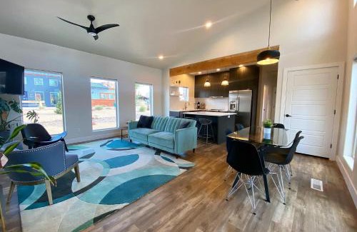 Kanab House | Timber & Tin C 2Bed 2Bath w Pool & Rooftop Deck