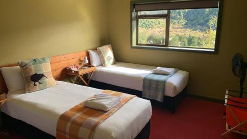 North Island Hotel | Timber Trail Lodge