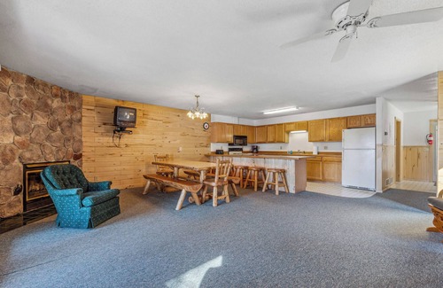Park Rapids Condo | Timberlane Resort Condo #21 | 4 Bed, 4 Bath