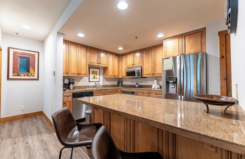River Run Apartment | Timbers #3078 by Summit County Mountain Retreats