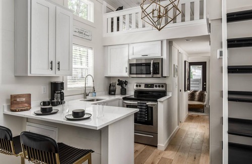 Tracy City House | Time Well Wasted on the Lake