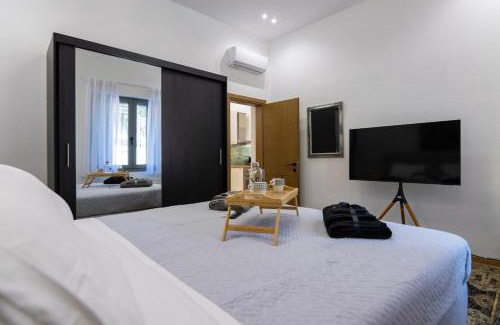Karpenisi Apartment | Timeless 1 bedroom Luxury at Panathenaic Stadium