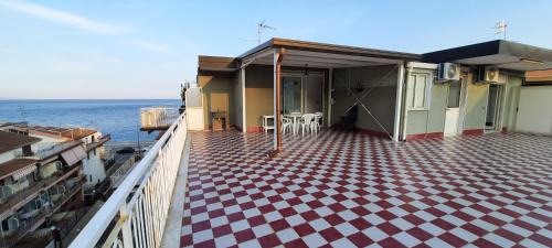 Roccalumera Apartment | Timone