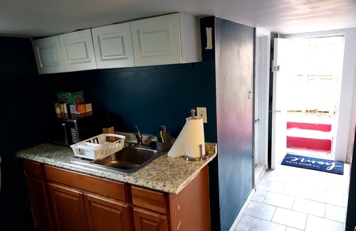 Lake Worth Apartment | Tiny Beach Home 1/1!
