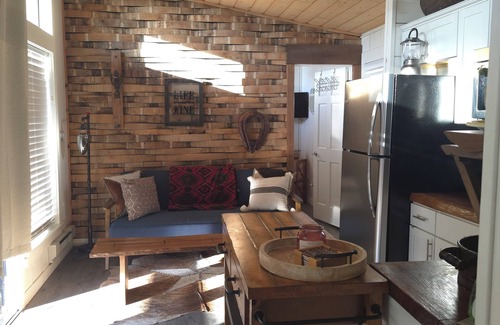 Hollister Cabin | Tiny Home Cabin B National Parks,The Pinnacles, Hollister Hills & Longhorns