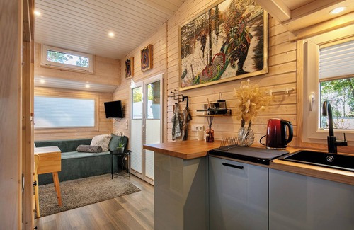 Caputh House | Tiny Home 'Tiny House Nr 1' with Private Terrace, Wi-Fi, and Air Conditioning