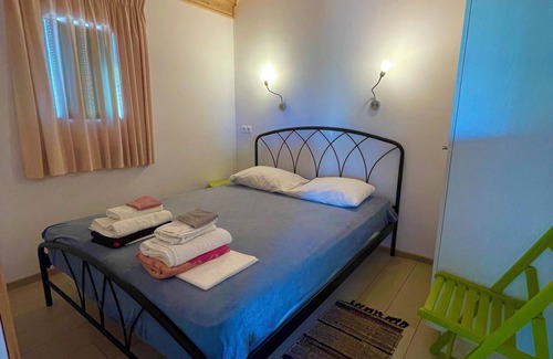 Pylos-Nestoras Cabin | Tiny house family-friendly and for those seeking peace and quiet