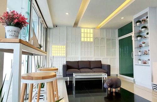 Downtown Krabi Hotel | Tiny Krabi Hotel