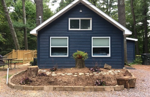 Lake Delton House | Tiny Timbers Escape