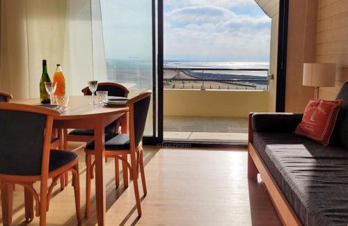 Pouldreuzic Apartment | Tipoz'immo-Le Grand Grand 209 -view and direct access to the sea-pets accep