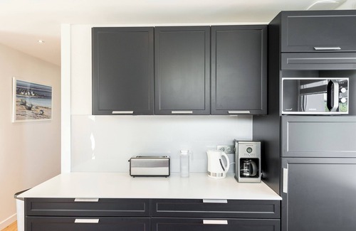 Pouldreuzic House | Tipoz'immo-sea view house with pedestrian access - enclosed garden