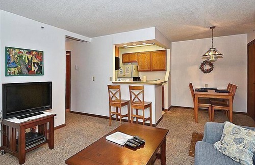 Timberline Condo | TMD204-Freshly updated! Timberline
