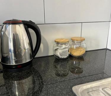 Greater Johannesburg Metropolitan Area Apartment | TNA Apartments in Randburg