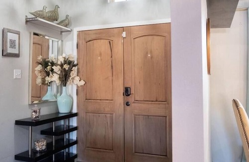 Lancaster House | TO BOOK: **Identity must be verified ** Be honest when reserving your dates