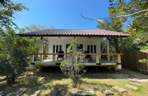 Ranong Bed & Breakfast | To sea bed&breakfast by nitipornresort