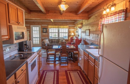Fleetwood Cabin | Todd Cabin + Long Range Views + River Access