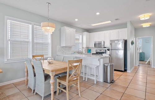 Seacrest House | Toes In The Water on 30a! 4-bed directly on 30a! Steps to pool and beach.