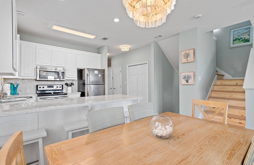 Seacrest House | Toes In The Water on 30a! 4-bed directly on 30a! Steps to pool and beach.