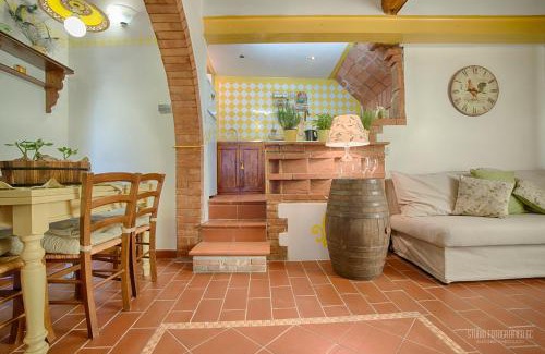 Certaldo Alto Apartment | Tognazzi Casa Vacanze - Casa Il Giglio