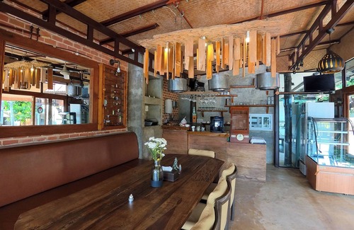 Chiang Mai Villa | Tolani Riverside Chiang Mai Villa