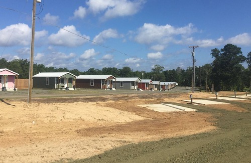 Negreet Cabin | Toledo Bend Rv Resort and Cabins