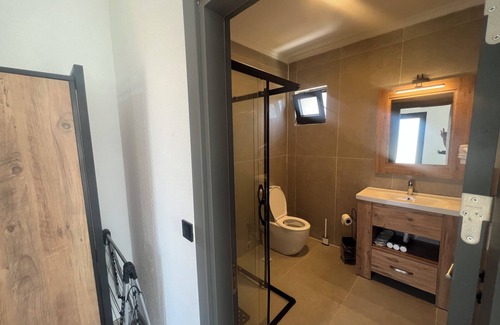 Gokceada Hotel | Tolstoy’un Bisikleti Gökçeada