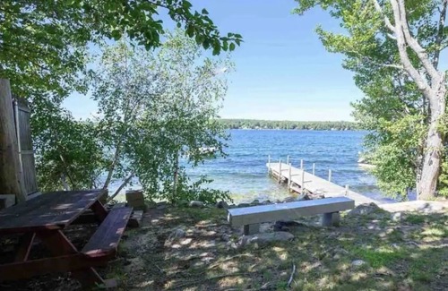 Gilford House | Tom’s Cabin Lake Winnipesaukee