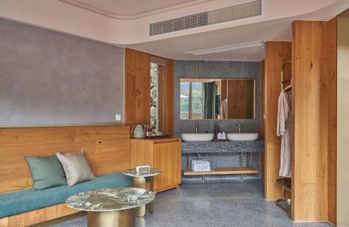 Tonglu County Hotel | Tonglu TianKong MiLing Homestay