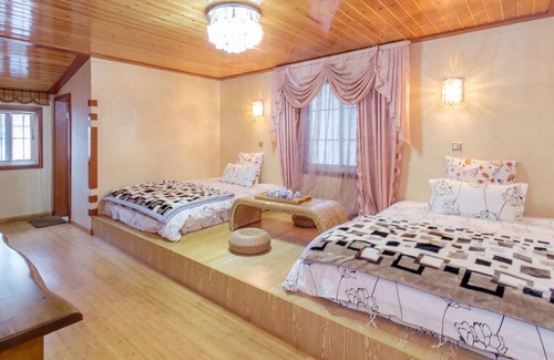 Dali Ancient Town House | Tongyuanju Hostel