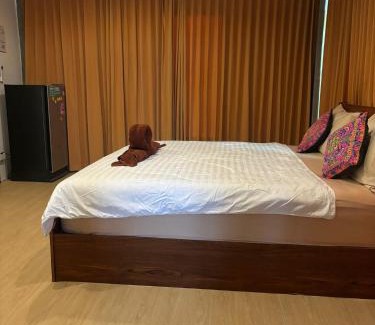 Ko Lanta Old Town House | Tonmai Suites