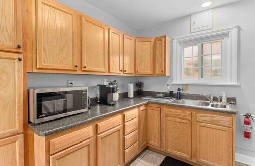 Peoria House | Tony’s Place · Comfy, cozy and perfect for small traveling groups