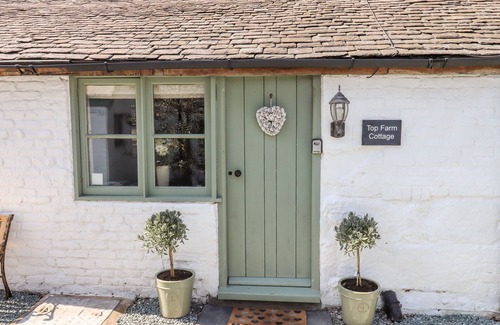Knockin Cottage | Top Farm Cottage