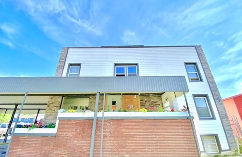 Indianapolis Apartment | Top Floor Indy Suite