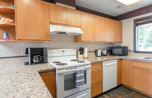 Regional District of Nanaimo Condo | Top floor ocean view 2 bedroom, 2 bathroom condo!