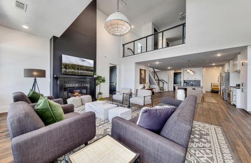 Castleberry Hill Apartment | Top Floor Penthouse Lofts