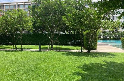 Chiang Mai Apartment | Top-Floor Studio Retreat