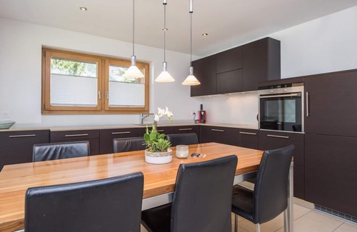 Zermatt Ski Chalet | Top holiday apartment Monte Rosa (SkiIn/SkiOut)