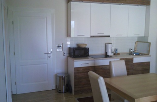 Crikvenica Apartment | Top location directly by the sea, secure parking on the property