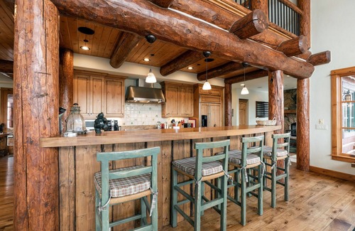 Beaver Creek House | Top of the Mountain Ski-in Ski-Out in Bachelor Gulch
