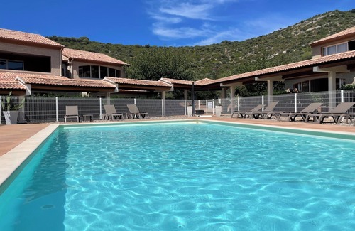 Oletta Apartment | Top-of-the-range air-conditioned apartment for 4/6 people with secure swimming pool