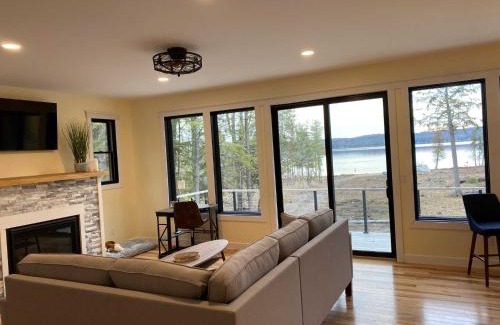 Kewadin House | Torch Lake Blue 4BDR Beachfront House ➠ 2364